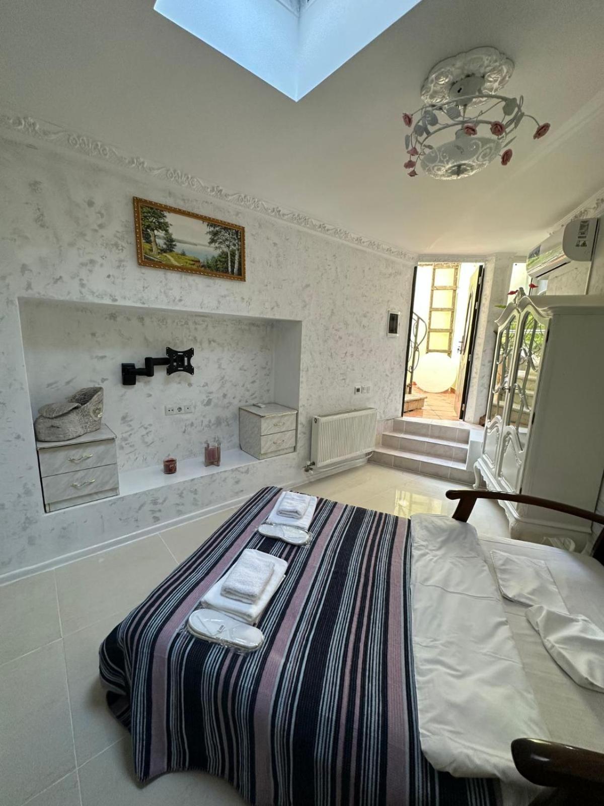 Apart Hotel Era Кишинев Екстериор снимка
